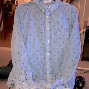 Goodfellow button down size L